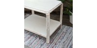 Table d'appoint blanche vintage